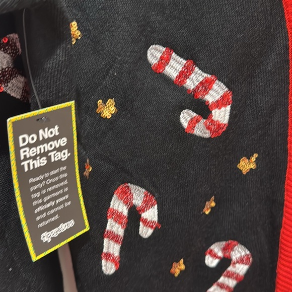 Tipsy Elves Womens NWT Ugly Christmas Cookie Cutter 4 Button Cardigan Sweater - Picture 4 of 7